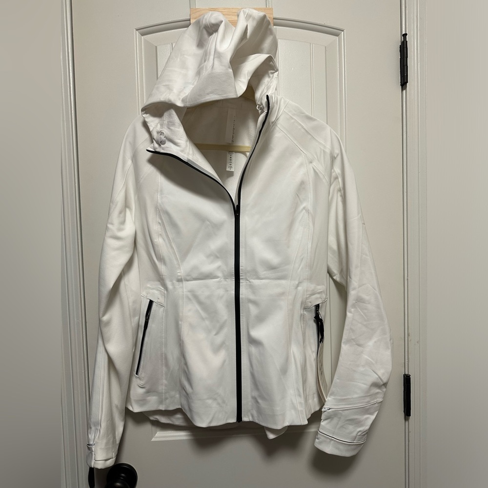 Lululemon rain jacket NWT